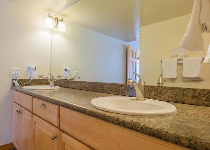 Sh402 Summit Apartment *